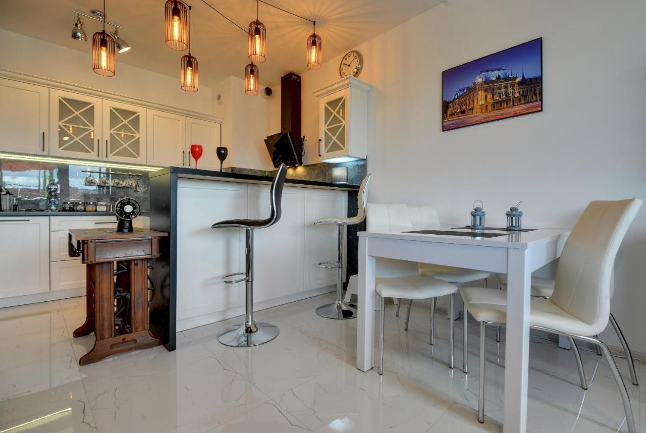 Lodz4rent - Premium 9,8 - Manufaktura - Garaz - Wiosna 2025 Apartment *