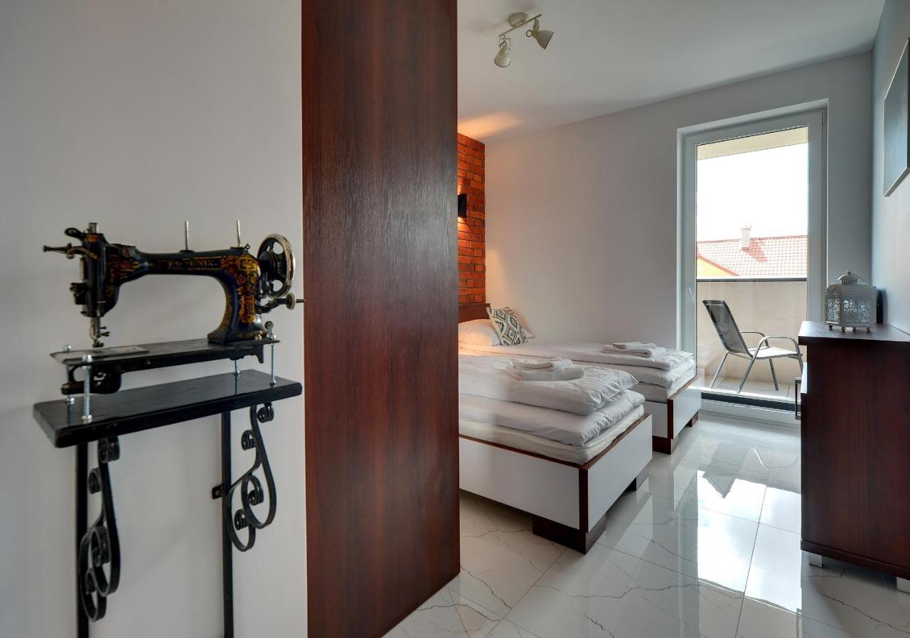 Apartment Lodz4rent - Premium 9,8 - Manufaktura - Garaz - Wiosna 2025