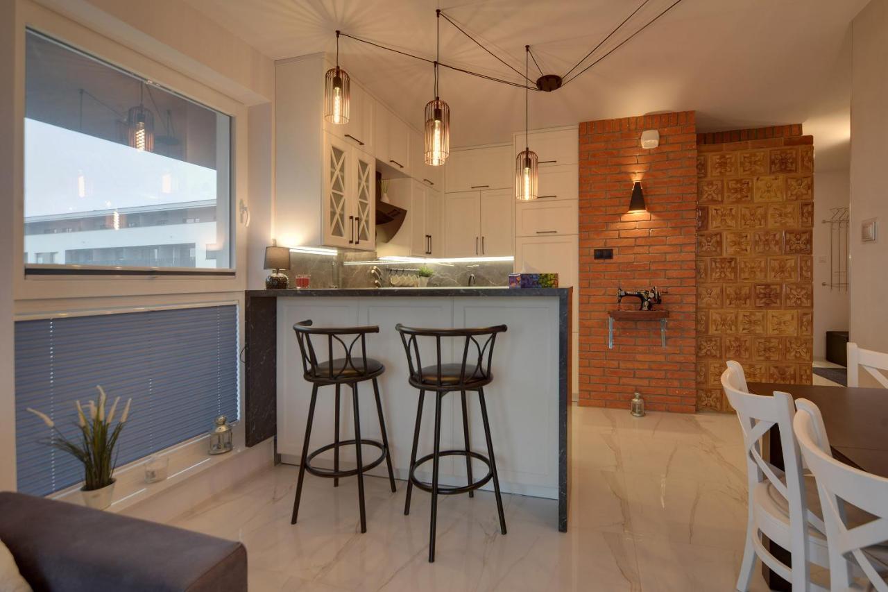 Lodz4rent - Premium 9,8 - Manufaktura - Garaz - Wiosna 2025 *