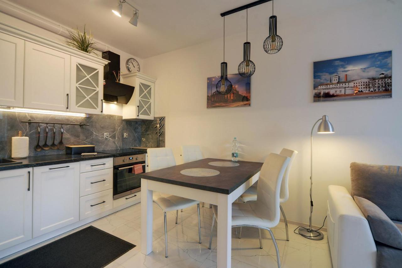 Lodz4rent - Premium 9,8 - Manufaktura - Garaz - Wiosna 2025 Lodz (Lodz)