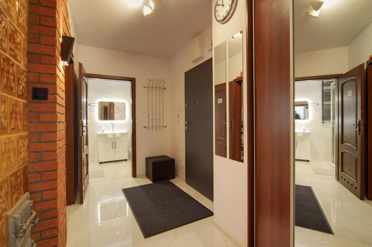 Lodz4rent - Premium 9,8 - Manufaktura - Garaz - Wiosna 2025 Apartment *