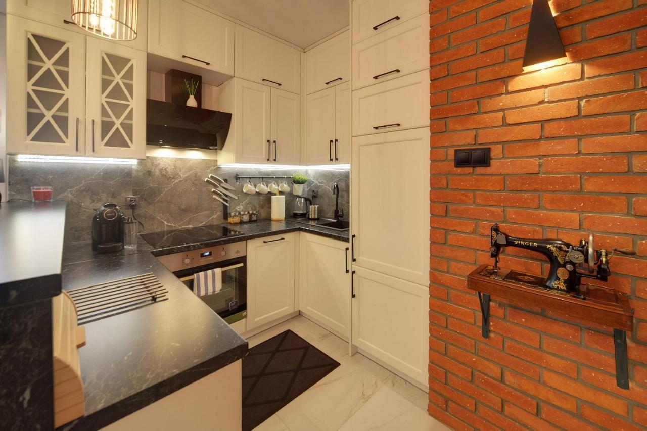 Lodz4rent - Premium 9,8 - Manufaktura - Garaz - Wiosna 2025 Apartment *